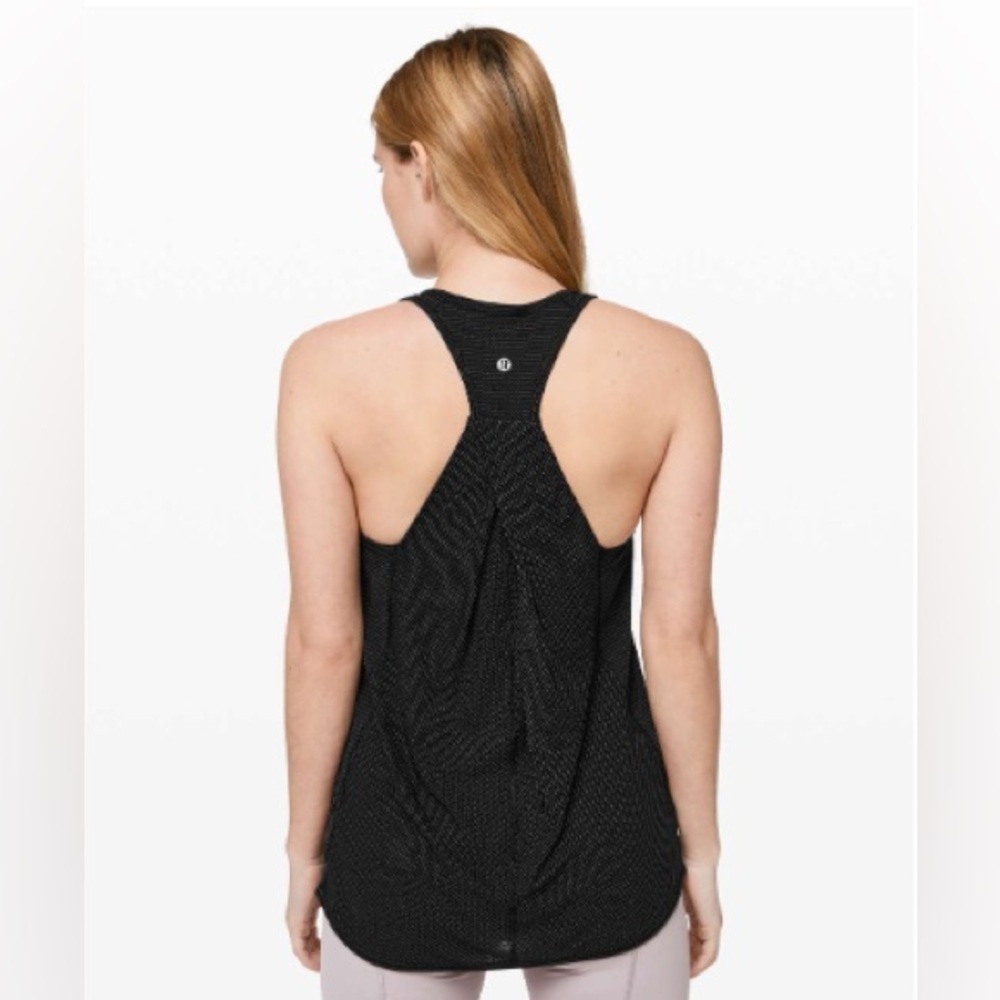 Lululemon Essential Tank Black thin stripes